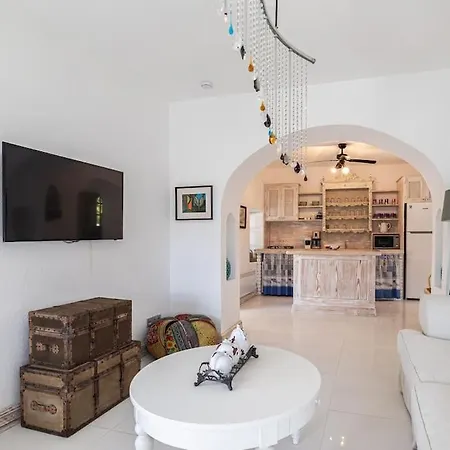 Essiz, Verandali Rustik Tas Ev Ferienhaus